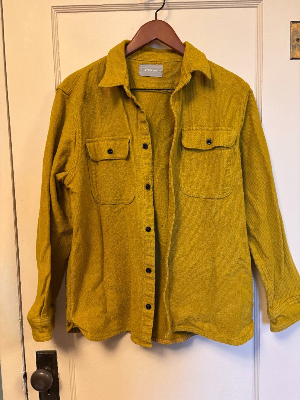 EVERLANE thick cotton shirt jacket in a gorgeous bright gold color for fall